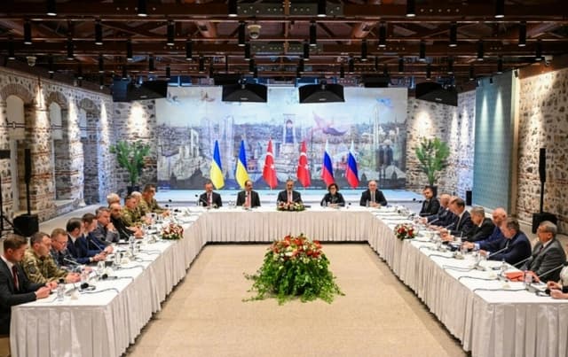 Rusia y Ucrania acuerdan intercambio de prisioneros de guerra tras conversaciones