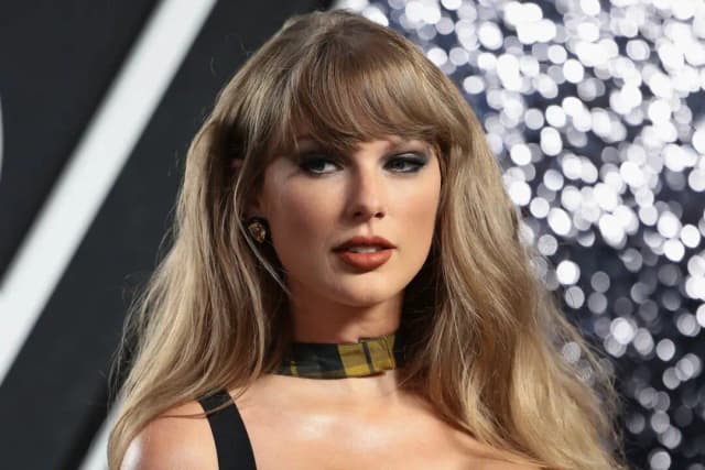 Hallan posibles restos humanos frente al mar, cerca de la mansión de Taylor Swift en Rhode Island