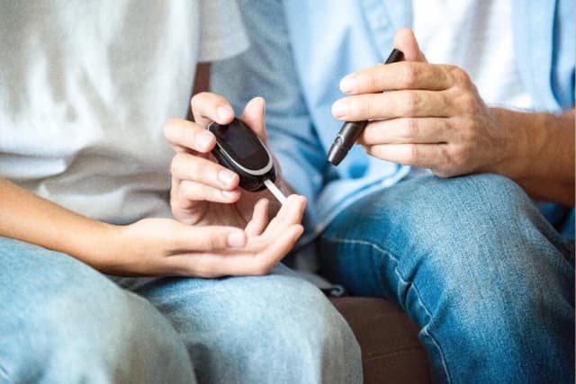 Prediabetes en adolescentes puede triplicar el riesgo de daño cardíaco prematuro: estudio