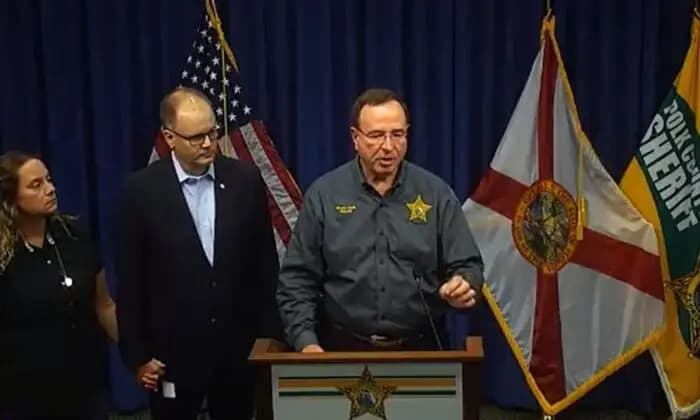 El sheriff del condado de Polk, Grady Judd, habla en una rueda de prensa en el condado de Polk, Florida, el 29 de mayo de 2022. (Cortesía de la Oficina del Sheriff del Condado de Polk)
