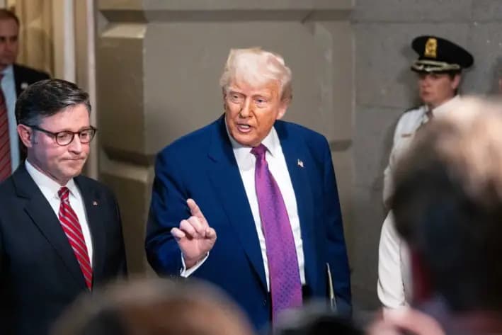 El presidente Donald Trump llega al Capitolio en Washington, el 20 de mayo de 2025. (Madalina Vasiliu/The Epoch Times)