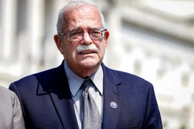 El legislador estadounidense Gerry Connolly fallece a los 75 años, según confirma su familia