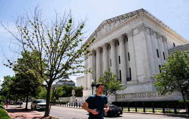 Trump pide a la corte suprema anular restricciones a detenciones de inmigrantes en el sur de California