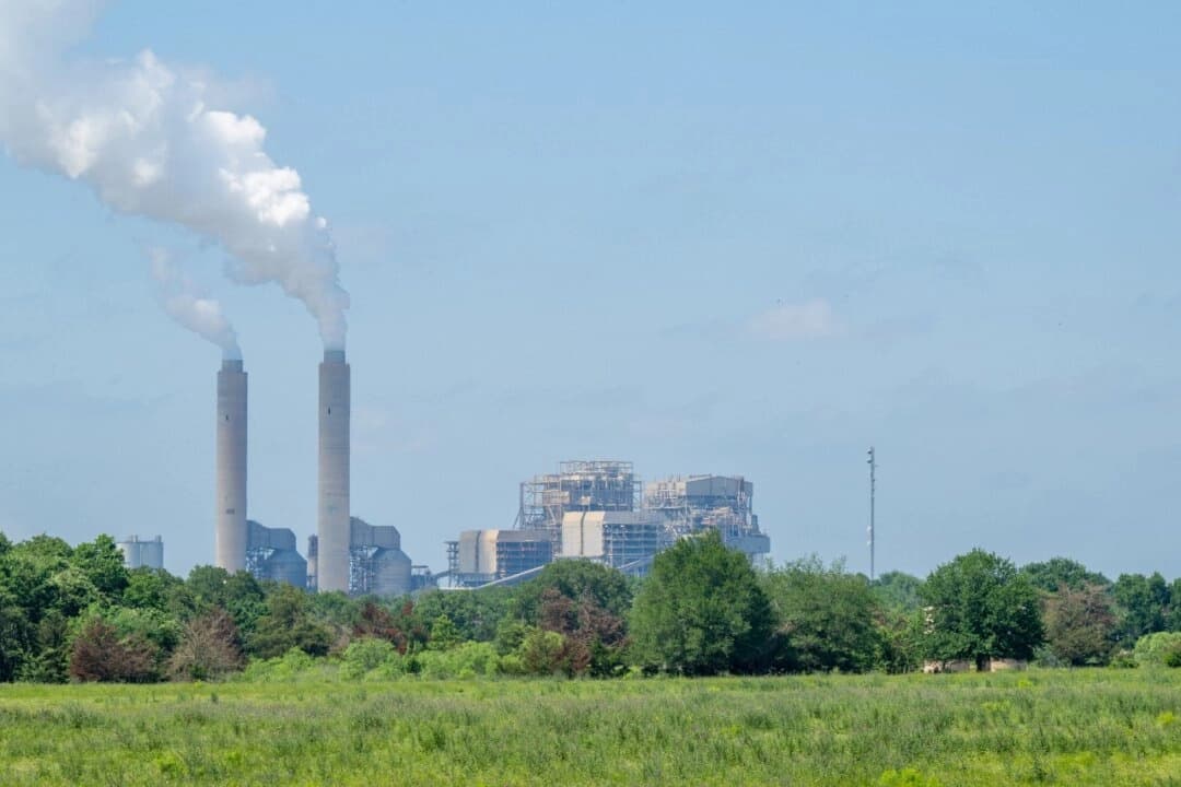 La EPA busca eliminar límites de carbono de la era Biden para centrales eléctricas de carbón y gas
