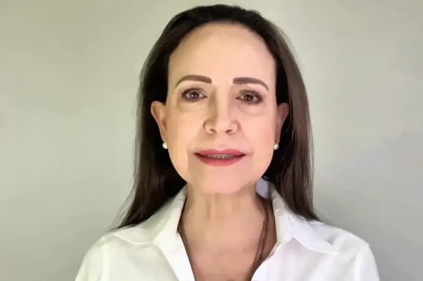 Captura tomada de un video publicado por la líder antichavista, María Corina Machado, en su cuenta de X @MariaCorinaYA, durante un discurso. Machado aseguró que más del 85 % de los venezolanos "desobedeció" y no participó en los comicios regionales y parlamentarios celebrados este domingo en el país caribeño. EFE/ @mariacorinaya
