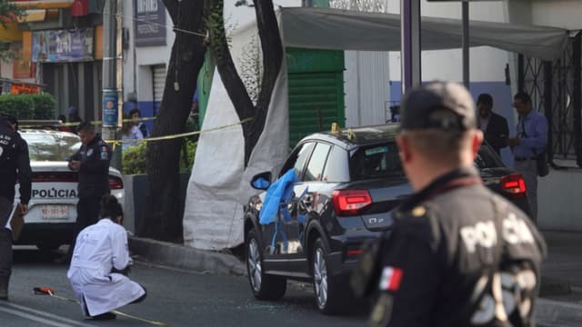 Indagan a policías de Ciudad de México por manipular pruebas de asesinato de funcionarios