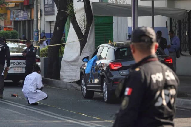 Indagan a policías de Ciudad de México por manipular pruebas de asesinato de funcionarios