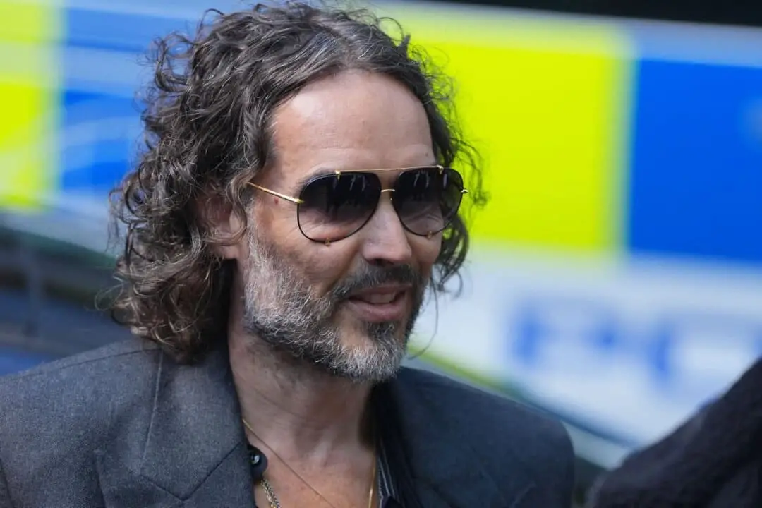 Russell Brand llegando a la Corte Penal de Southwark, en Londres, el 30 de mayo de 2025. (Yui Mok/PA).