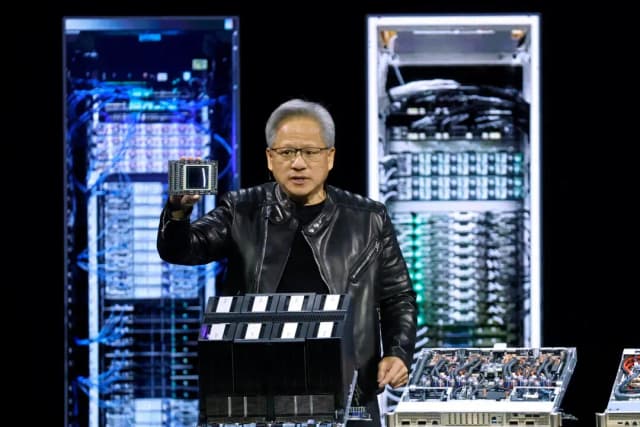 El director ejecutivo de Nvidia, Jensen Huang, pronuncia el discurso de apertura durante la Nvidia GTC 2025 en San José, California, el 18 de marzo de 2025. (Justin Sullivan/Getty Images)
