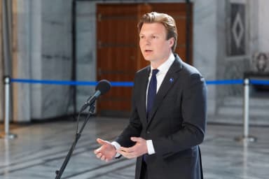 El ministro de Defensa neerlandés, Ruben Brekelmans, habla en un acto celebrado en Oslo, Noruega, el 9 de mayo de 2025. (NTB/Terje Pedersen a través de Reuters)