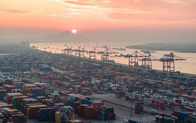 La gran caída de la China comunista