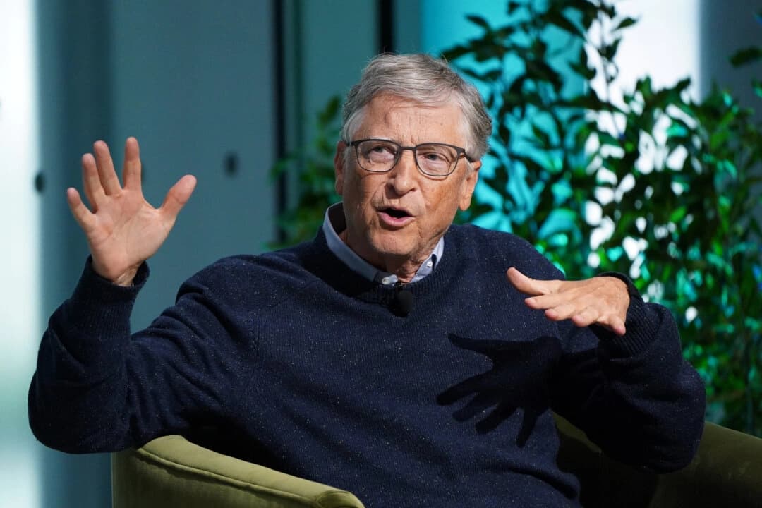 Bill Gates habla en el escenario de la Cumbre Climate Forward 2023 del New York Times, celebrada en el Times Center de Nueva York el 21 de septiembre de 2023. (Bennett Raglin/Getty Images para el New York Times).