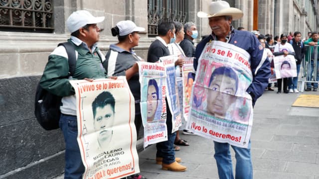 México detiene a integrante de grupo criminal ligado a caso Ayotzinapa