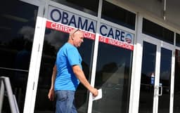 Condenan a 20 años a ejecutivos por fraude de millones de dólares al Obamacare