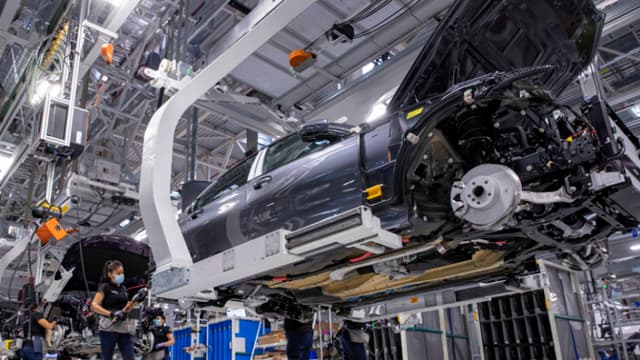 Producción de autos en México sube un 4.89 % en junio y las exportaciones caen un 2.83 %