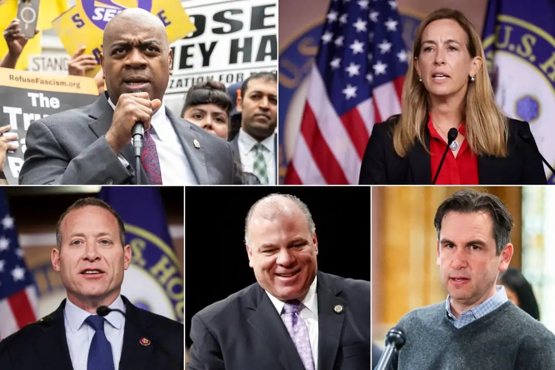 (Arriba, de izquierda a derecha) Ras Baraka; Mikie Sherrill; (Abajo, de izquierda a derecha) Josh Gottheimer; Steve Sweeney; Steven Fulop. (Stephanie Keith/Getty Images; Chip Somodevilla/Getty Images; Kevin Dietsch/Getty Images; Jeff Zelevansky/Getty Images; Eduardo Muñoz Álvarez/Getty Images)