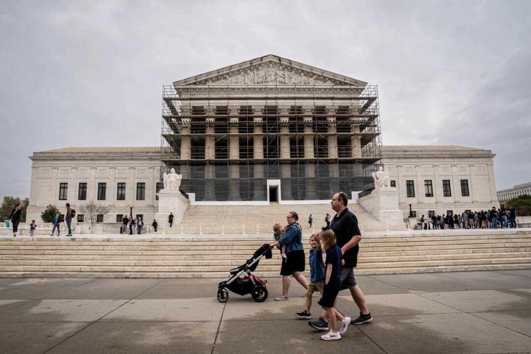La Corte Suprema en Washington, el 3 de abril de 2025. (Madalina Vasiliu/The Epoch Times).