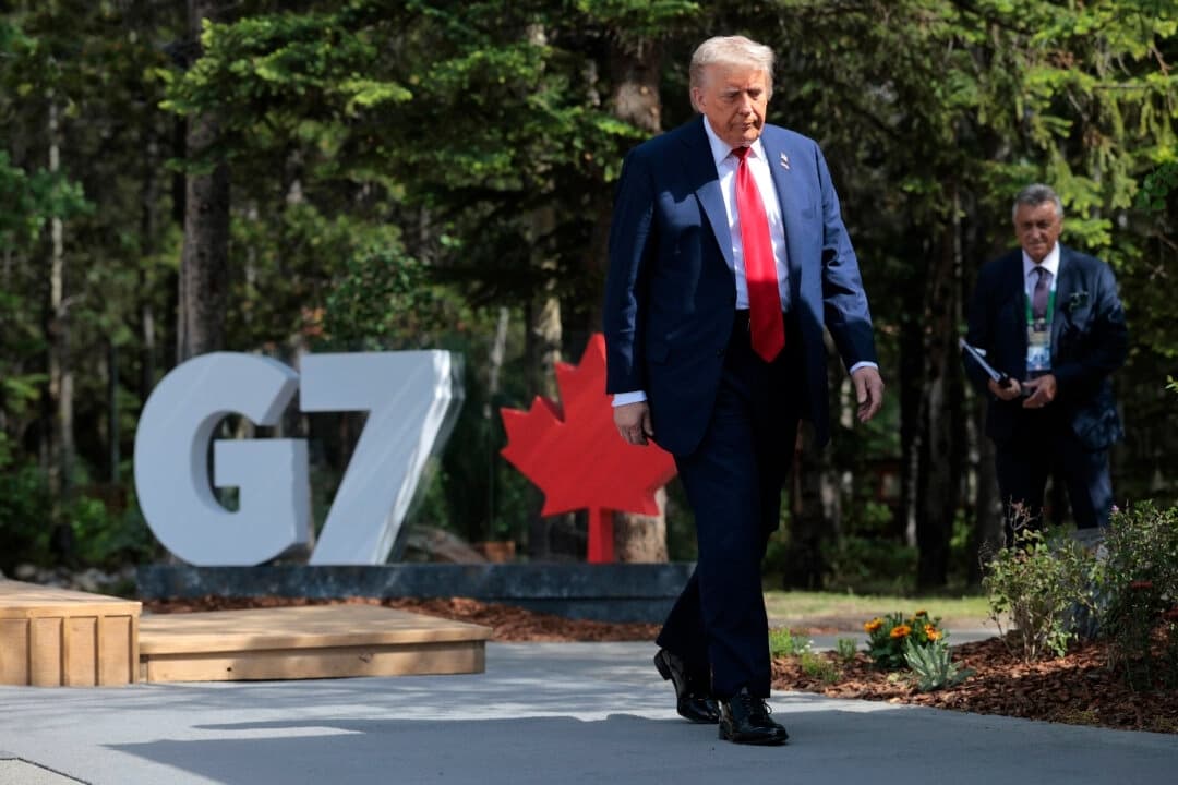 Trump da más detalles sobre reunión con Carney y advierte contra acuerdo comercial "demasiado complejo"