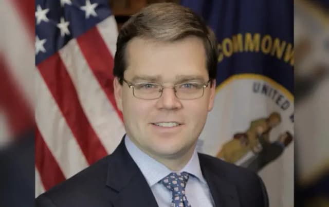 Trump nombra como juez a abogado de Kentucky cuya nominación fue descartada por Biden hace 3 años