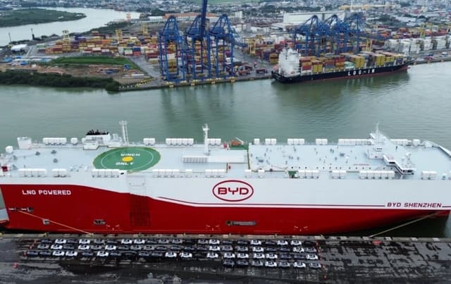 Trump amenaza a Brasil con un arancel del 50 por ciento citando el juicio a Bolsonaro