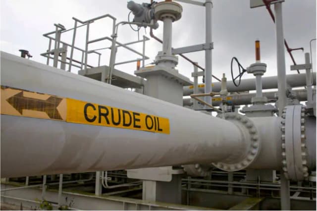 Una maraña de tuberías y válvulas de petróleo crudo durante una visita del Departamento de Energía a la Reserva Estratégica de Petróleo en Freeport, Texas, el 9 de junio de 2016. Richard Carson/Reuters