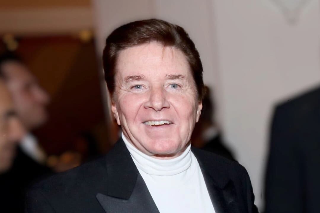 El cantante Bobby Sherman en Beverly Hills, California, durante una gala benéfica celebrada el 19 de diciembre de 2015. (Mark Davis/Getty Images para la Fundación Infantil Brigitte y Bobby Sherman).