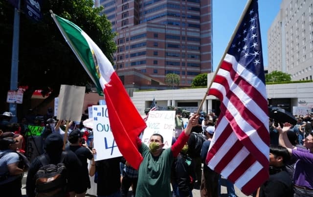 Funcionaria de California insta a pandillas a proteger sus territorios ante operaciones del ICE