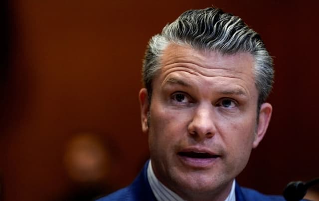 Jefe del Pentágono dice que no hay información de inteligencia que indique que Irán trasladó uranio