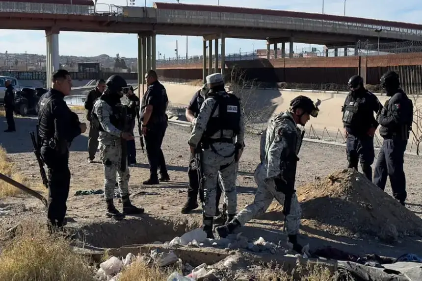 Imagen de archivo de itegrantes de la Guardia Nacional en calles de Ciudad Juárez (México). EFE/ Luis Torres
