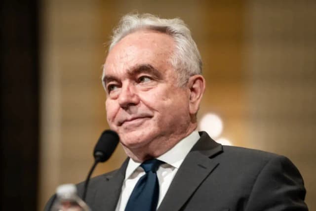 Kurt Campbell, exsubsecretario de Estado, testifica ante el Comité Selecto de la Cámara de Representantes sobre el Partido Comunista Chino en el Capitolio, en Washington, el 15 de mayo de 2025. (Madalina Vasiliu/The Epoch Times)
