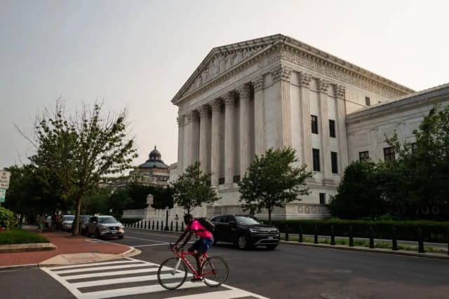 La Corte Suprema de Estados Unidos en Washington, el 3 de junio de 2025. (Madalina Vasiliu/The Epoch Times)