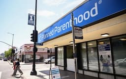 Agilizan avance en el Senado de disposición para retirar financiación a Planned Parenthood