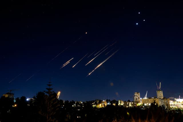 Suenan alarmas antiaéreas en Jerusalén y otras urbes tras misil interceptado de Yemen