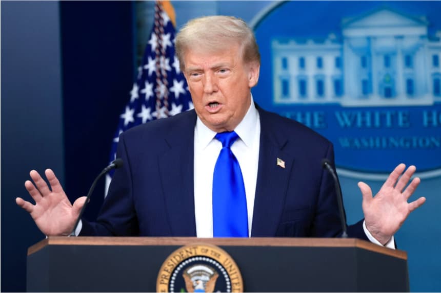 Trump afirma que Estados Unidos "se lleva bien con China"