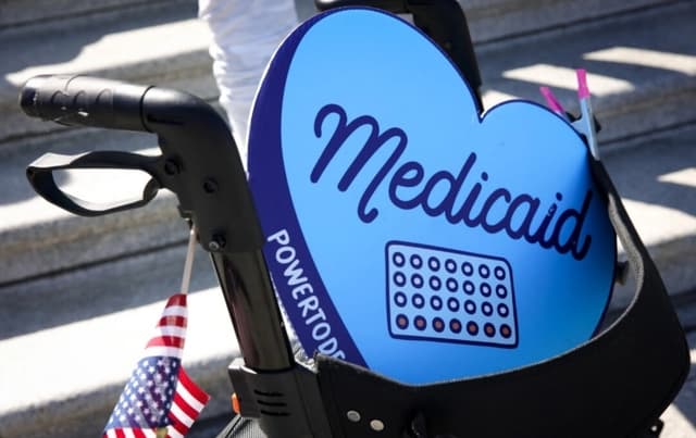 Veinte estados demandan a la Admón. Trump por divulgación de datos privados de Medicaid al DHS