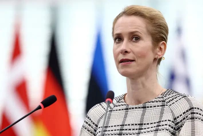 La Alta Representante de la Unión Europea para Asuntos Exteriores y Política de Seguridad, Kaja Kallas, habla durante un debate sobre los preparativos para la cumbre de la OTAN del 24 al 25 de junio en La Haya, en el Parlamento Europeo en Estrasburgo, Francia, el 18 de junio de 2025. (Frederick Florin/AFP vía Getty Images)