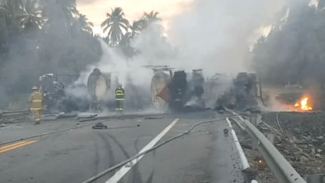 Al menos siete muertos y una decena de heridos en accidente de autobús en sur de México