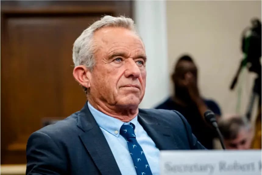 El secretario de Salud, Robert F. Kennedy Jr., testifica ante el Comité de Asignaciones de la Cámara de Representantes en el Capitolio, Washington, el 14 de mayo de 2025. (Madalina Vasiliu/The Epoch Times)