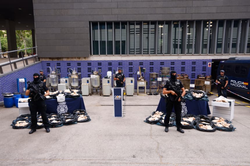 Desmantelan el mayor laboratorio de drogas sintéticas en España, con vínculos en Colombia