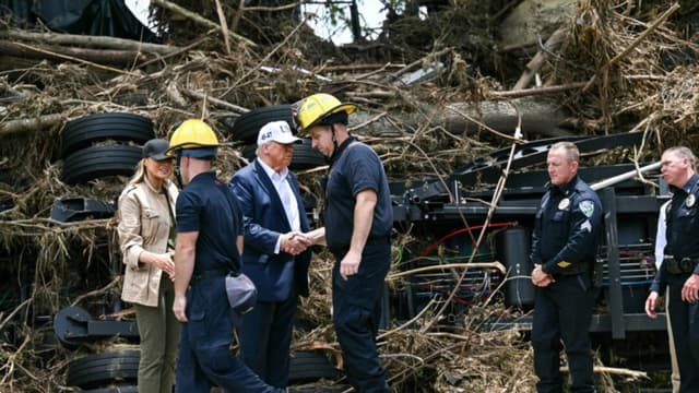 Trump visita centro de Texas, epicentro de las catastróficas inundaciones que causaron más de 120 muertos