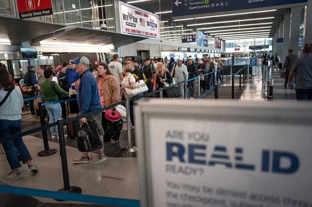 Para algunos estadounidenses, el REAL ID plantea preocupaciones sobre la privacidad