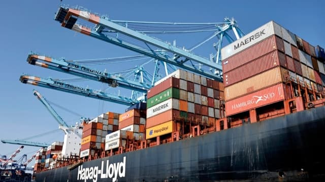 Gobernadores demócratas inician revisiones estatales para evaluar el impacto local de los aranceles