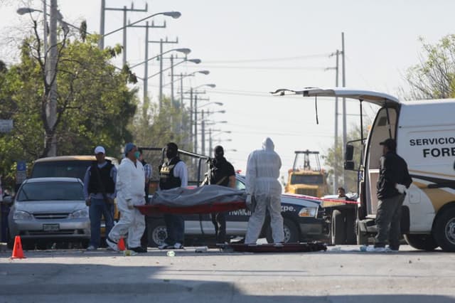Cuatro muertos deja enfrentamiento entre policía y criminales en norte de México