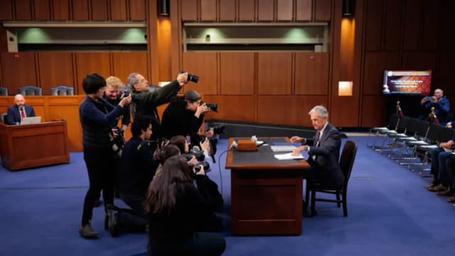 Aranceles sí, déficit no: Los lectores opinan sobre las noticias económicas