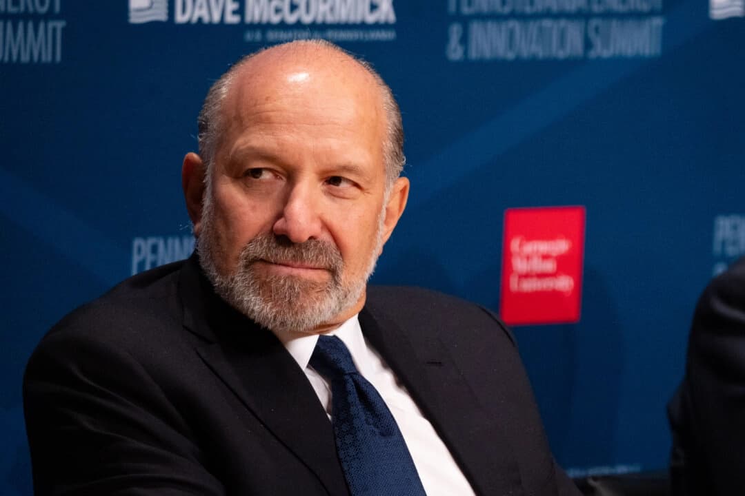 El secretario de Comercio, Howard Lutnick, habla en la Cumbre de Energía e Innovación de Pensilvania, celebrada en la Universidad Carnegie Mellon de Pittsburgh el 15 de julio de 2025. (Samira Bouaou/The Epoch Times)