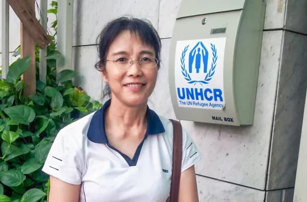 He Zhiwei en la Agencia de la ONU para los Refugiados en Bangkok, Tailandia, en una foto sin fecha. (Cortesía de Feng Xiaoxin)