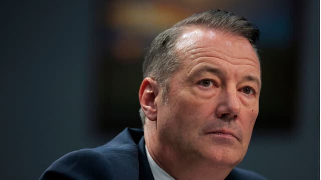 ICE dice que su enfoque está en detener y deportar a "los peores de los peores" inmigrantes ilegales