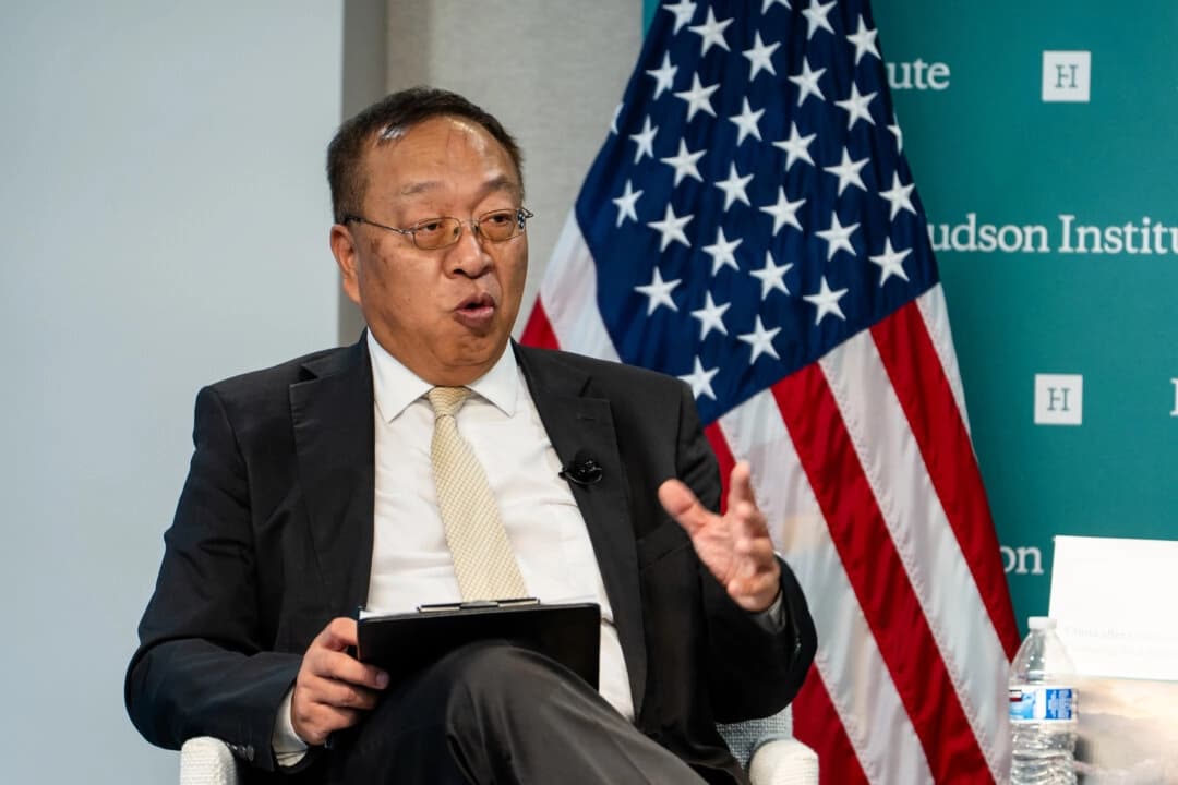 Miles Yu, investigador principal y director del Centro China del Instituto Hudson, habla durante un evento titulado "Después de la caída: planificar para una China postcomunista", organizado por el instituto en Washington el 16 de julio de 2025. (Madalina Kilroy/The Epoch Times)