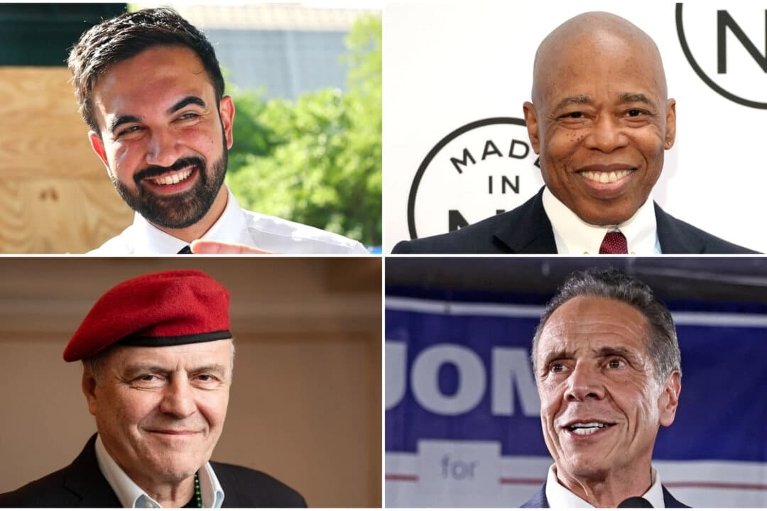 (En el sentido de las agujas del reloj, desde arriba a la izquierda) Los candidatos a la alcaldía de Nueva York, el representante estatal Zohran Mamdani, el alcalde de Nueva York Eric Adams, el exgobernador de Nueva York Andrew Cuomo y el fundador de Guardian Angels, Curtis Sliwa. Michael M. Santiago/Getty Images; Michael Loccisano/Getty Images; John Lamparski/AFP a través de Getty Images; Samira Bouaou/The Epoch Times

