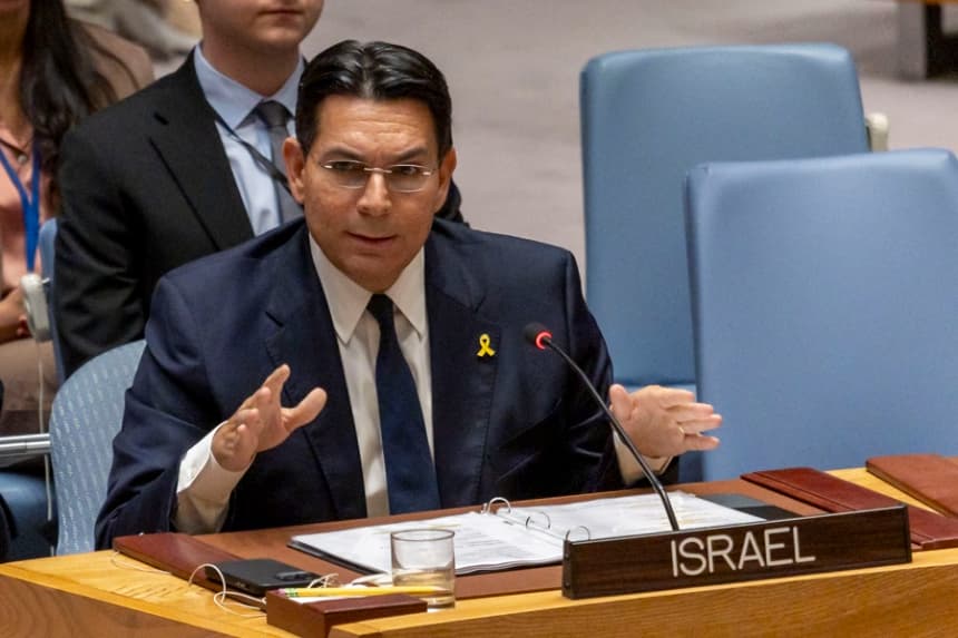 El embajador de Israel ante la ONU, Danny Danon, habla durante una reunión del Consejo de Seguridad en la sede de las Naciones Unidas en Nueva York, EE. UU., en una fotografía de archivo. EFE/Sarah Yenesel 